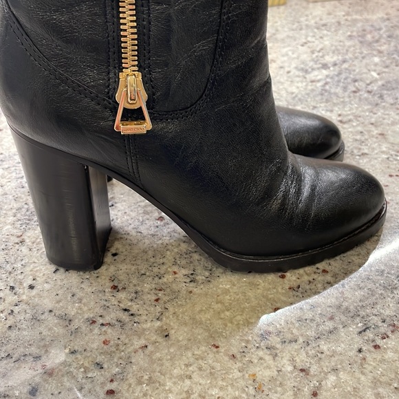 Jimmy Choo 4” heel biker mid calf boots size 38 (8) black gold zipper - Picture 9 of 12